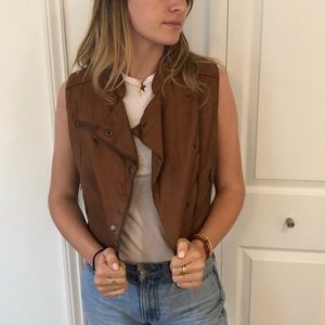 VINTAGE LEATHER VEST